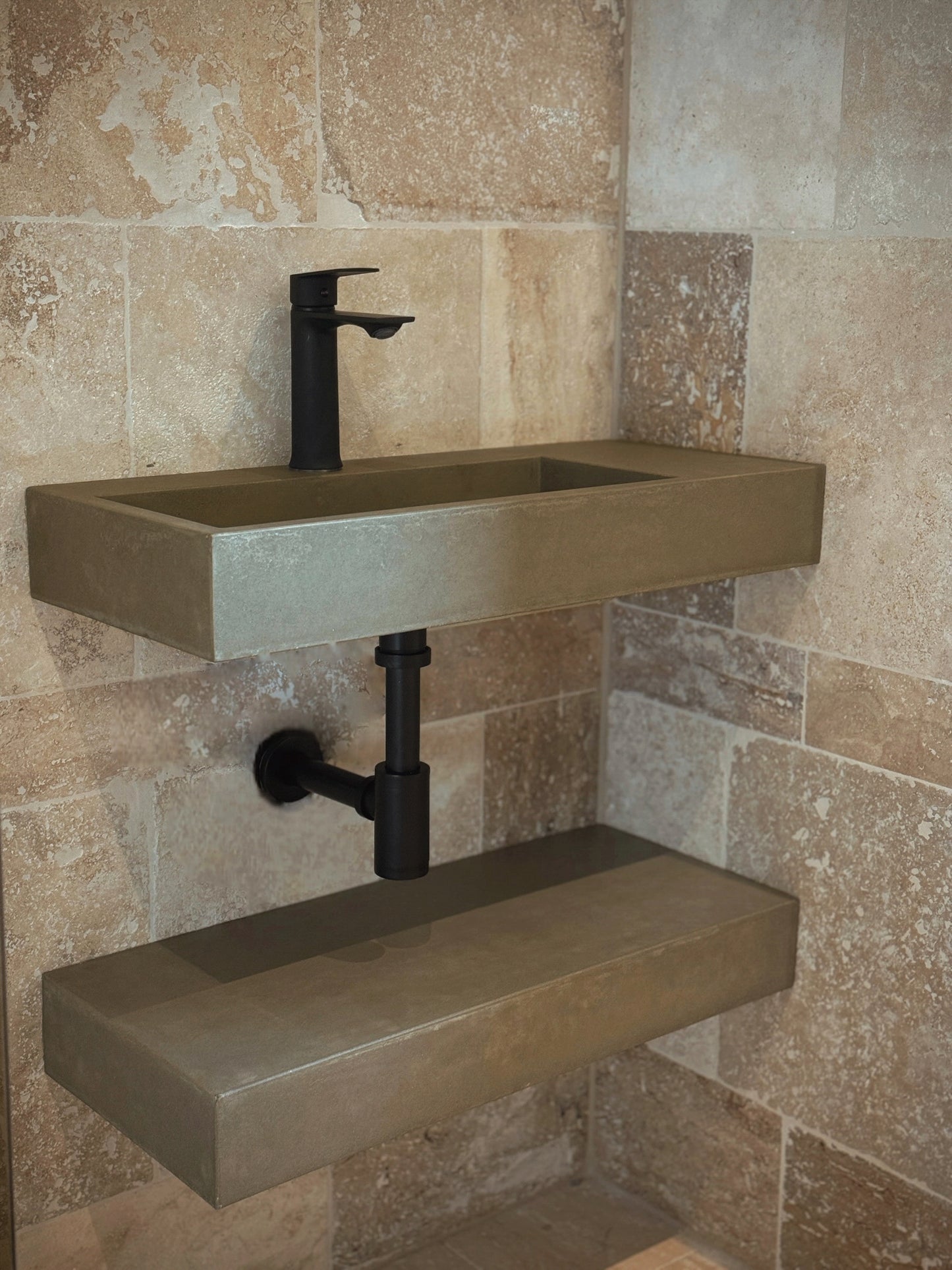 Unterregal aus Beton - MeeAR Design