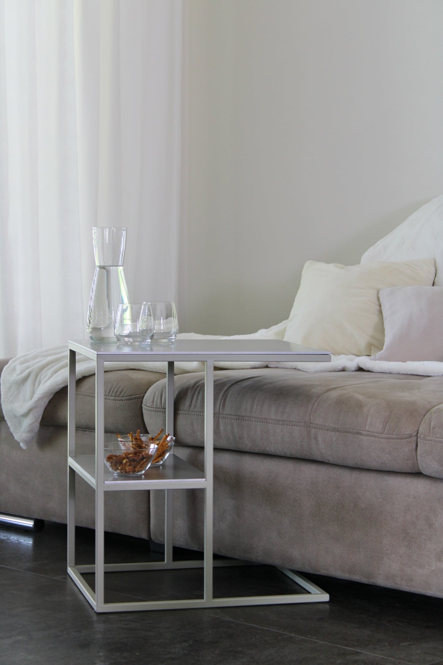 Beistelltisch PAL mit Stahl - MeeAR Design