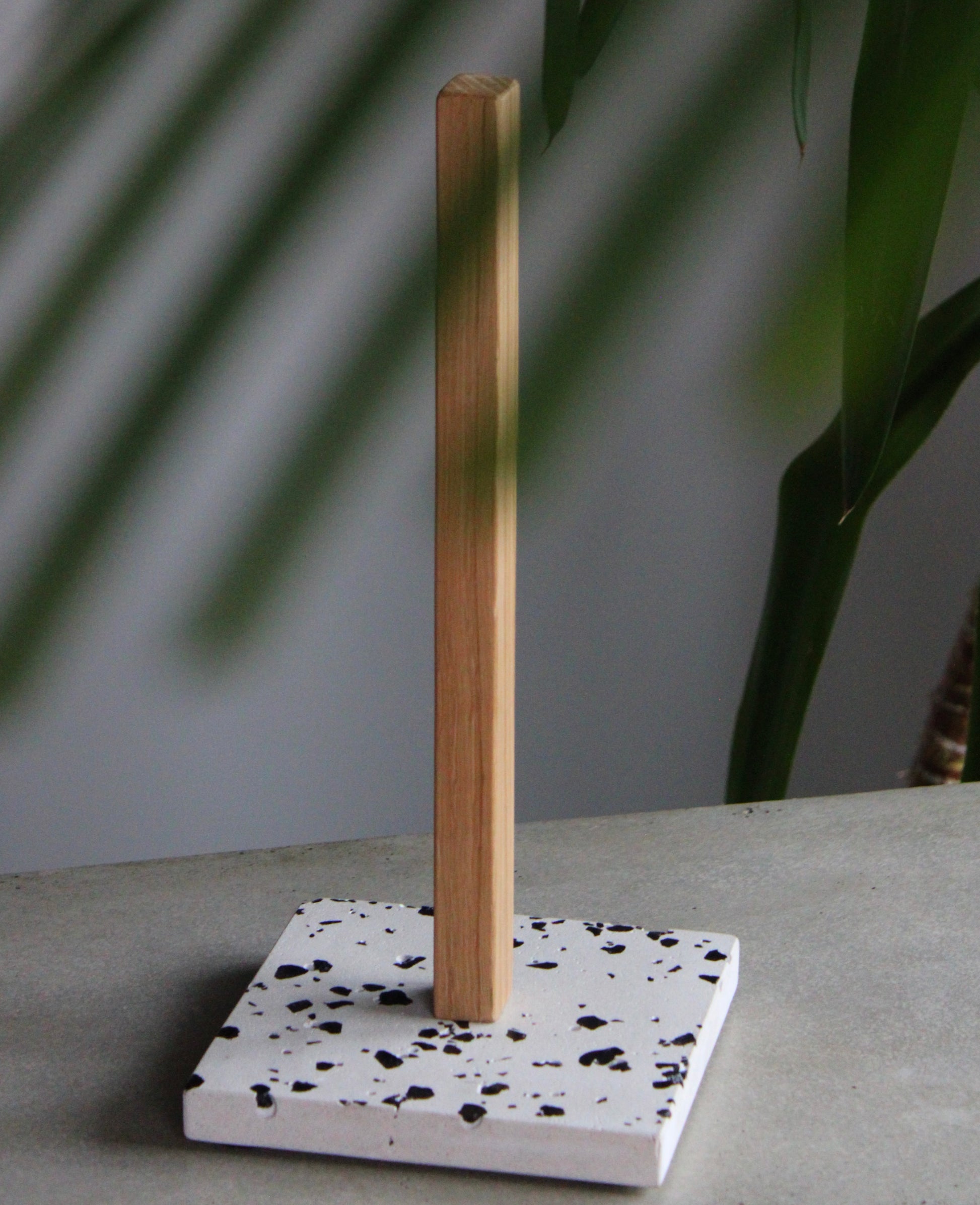 Küchenrollenhalter, ARNET-Terrazzo - MeeAR Design