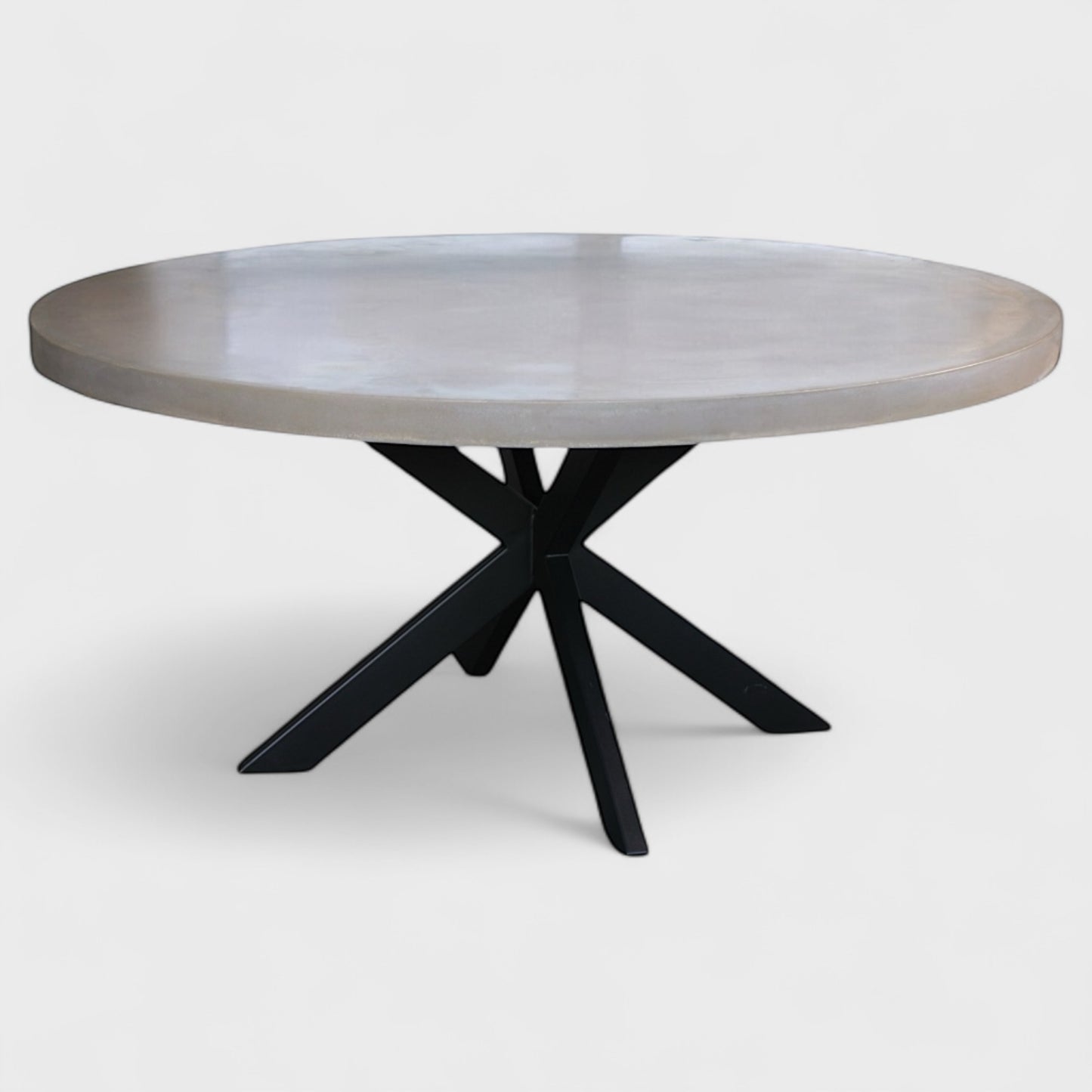 Massiver Betontisch, Jamant IV - MeeAR Design